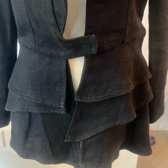 Society black linen blazer with ruffle detail - Picture 5 of 15